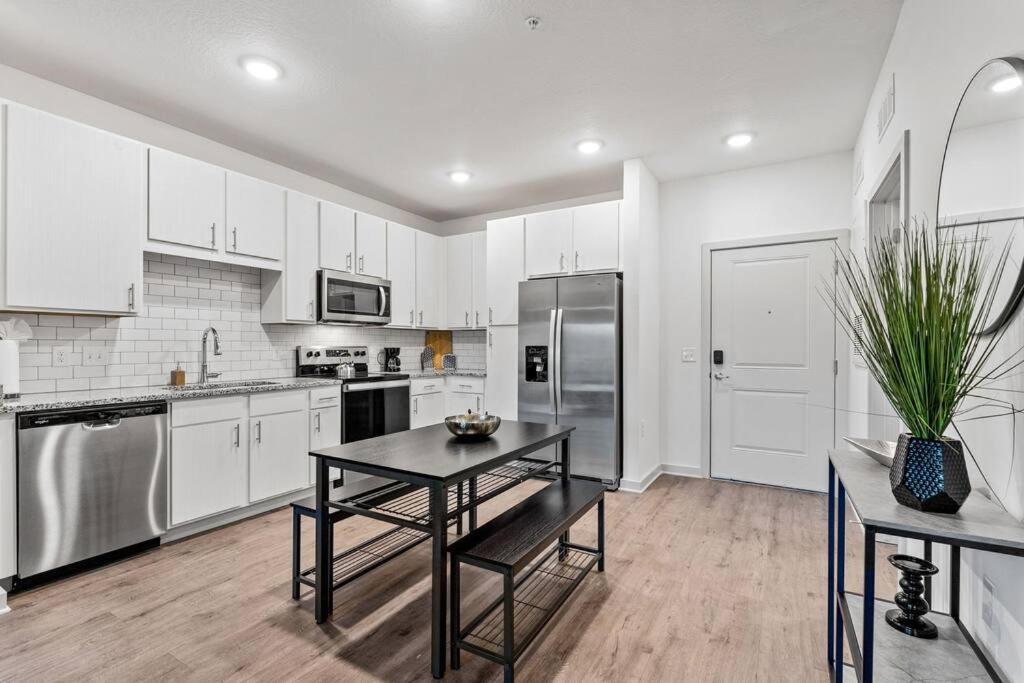 Complete Apartment ,10 Min To Parks Pets Allowed, Resort-Style Amenities Orlando Exterior foto